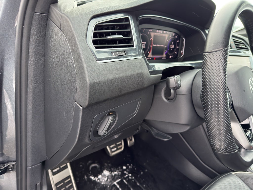 2022 Volkswagen Tiguan 2.0T SEL R-Line 4MOTION