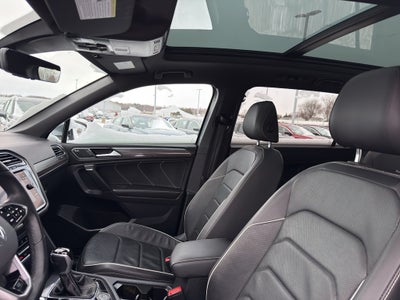 2022 Volkswagen Tiguan 2.0T SEL R-Line 4MOTION