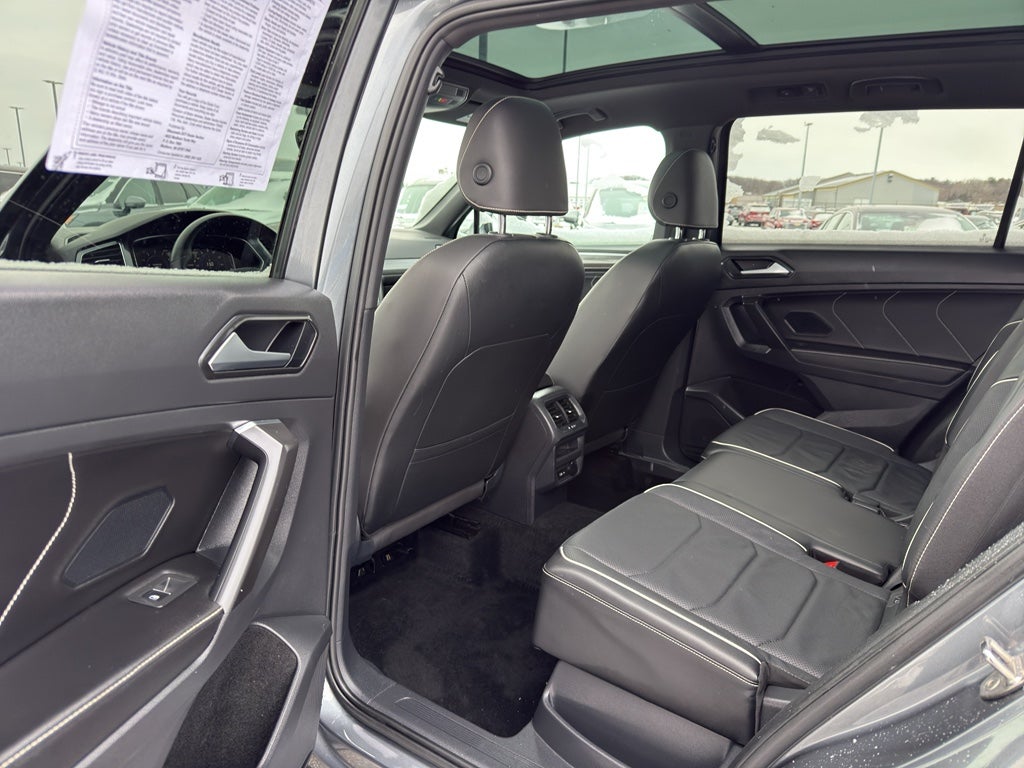 2022 Volkswagen Tiguan 2.0T SEL R-Line 4MOTION