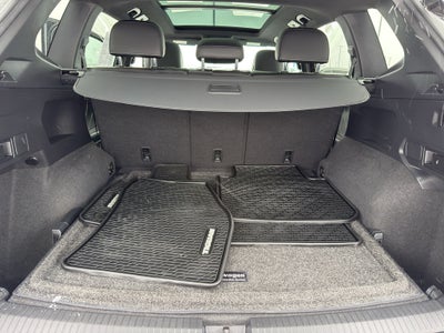 2022 Volkswagen Tiguan 2.0T SEL R-Line 4MOTION