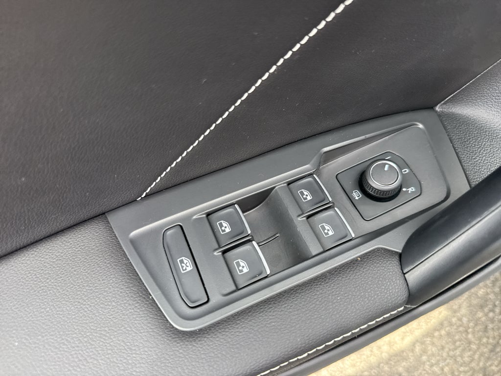2024 Volkswagen Tiguan 2.0T SE R-Line Black 4MOTION