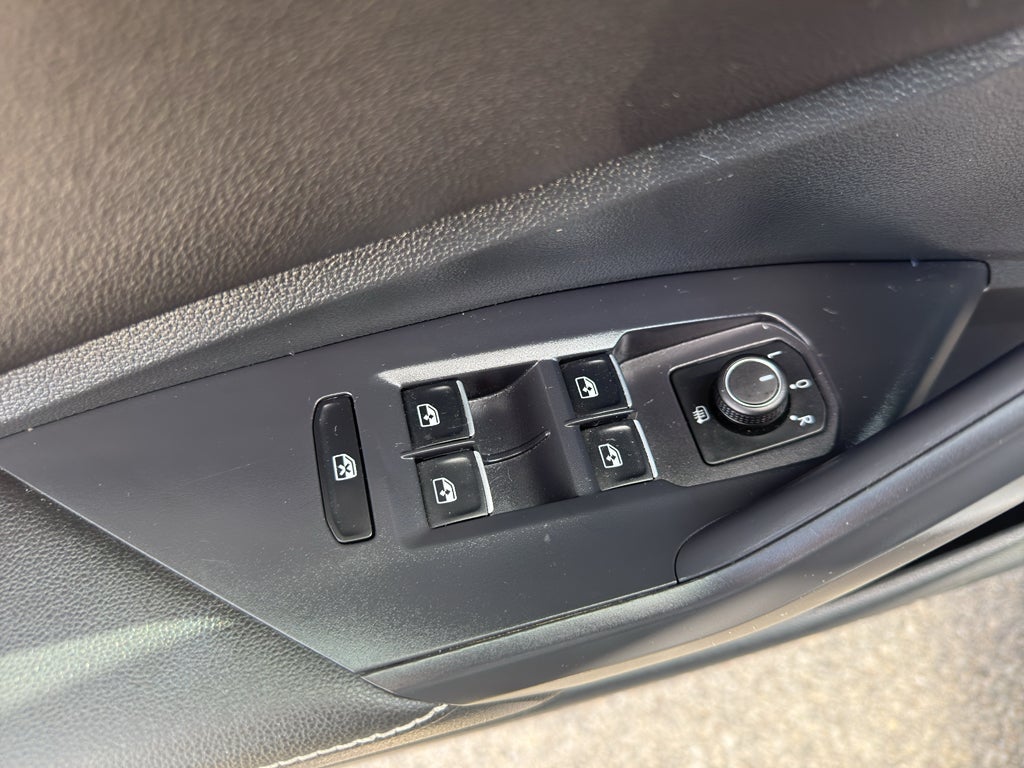 2024 Volkswagen Jetta SE Auto
