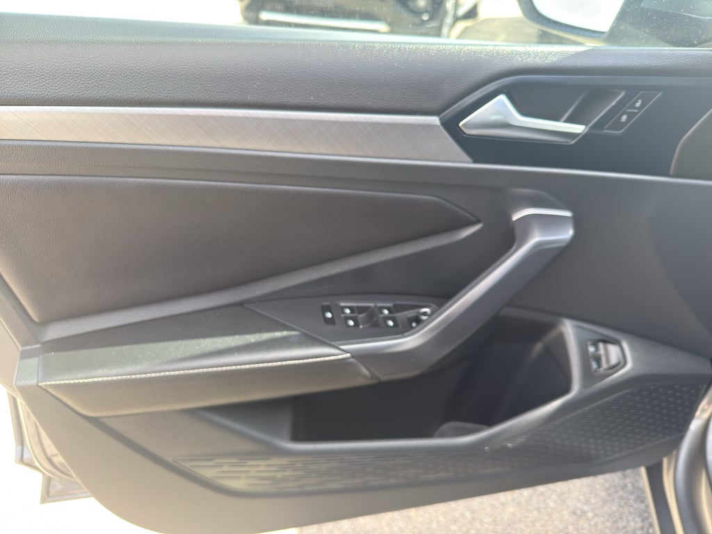 2024 Volkswagen Jetta SE Auto