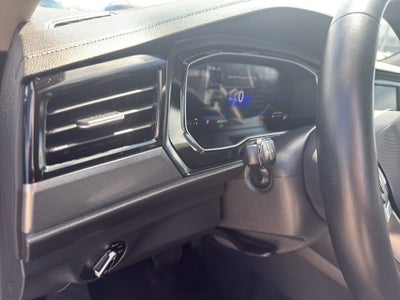 2024 Volkswagen Jetta SE Auto