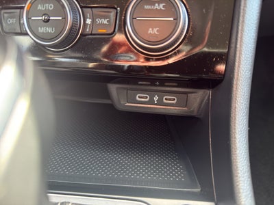 2024 Volkswagen Jetta SE Auto