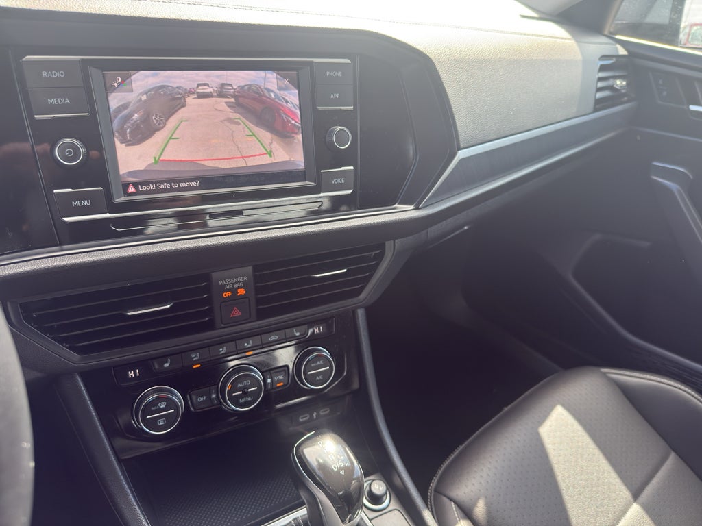 2024 Volkswagen Jetta SE Auto