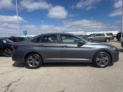 2024 Volkswagen Jetta SE Auto