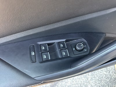 2024 Volkswagen Jetta SE Auto