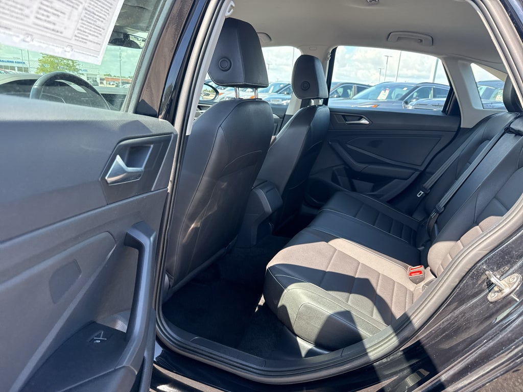 2024 Volkswagen Jetta SE Auto