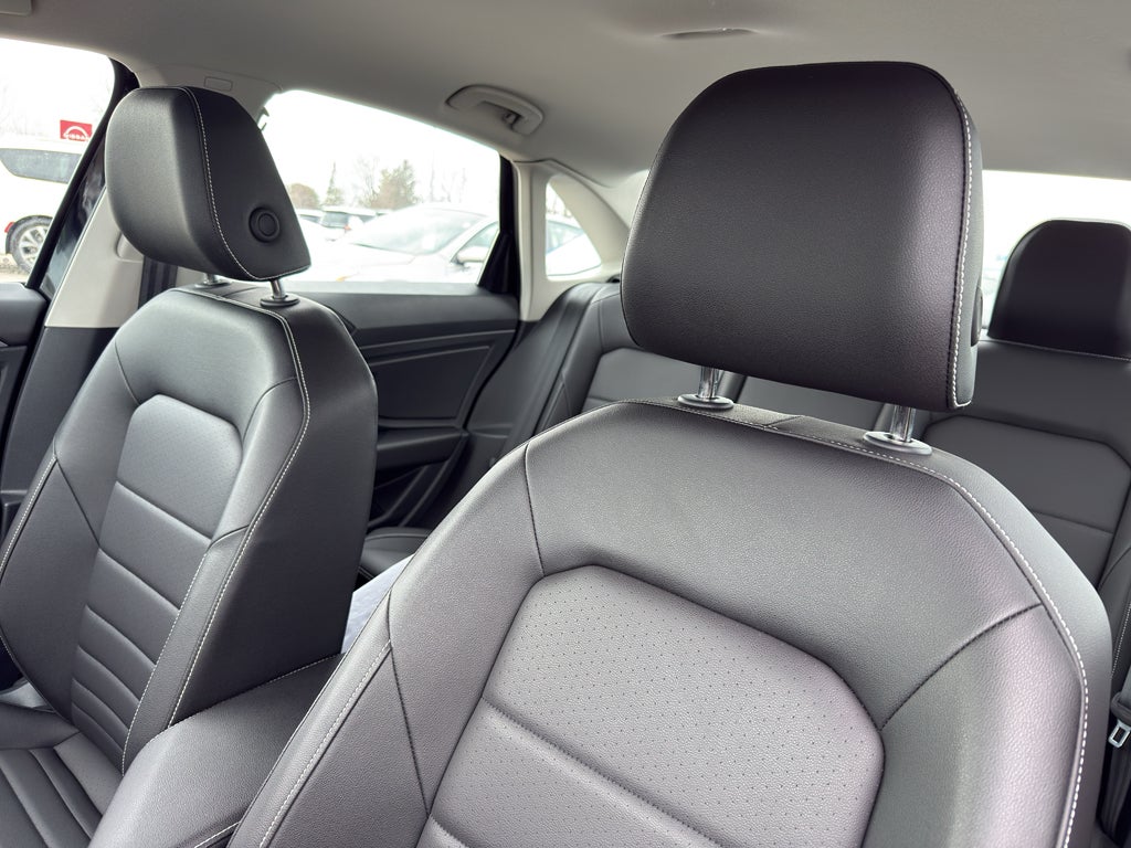 2024 Volkswagen Jetta SE Auto