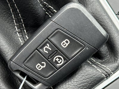 2024 Volkswagen Jetta SE Auto