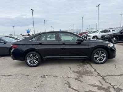 2024 Volkswagen Jetta SE Auto