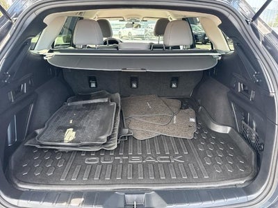 2023 Subaru Outback Premium CVT