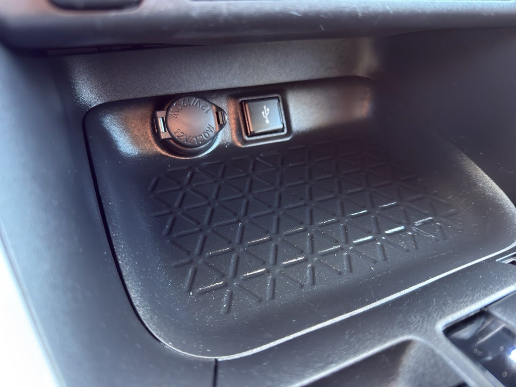 2021 Toyota RAV4 Hybrid XLE AWD (Natl)