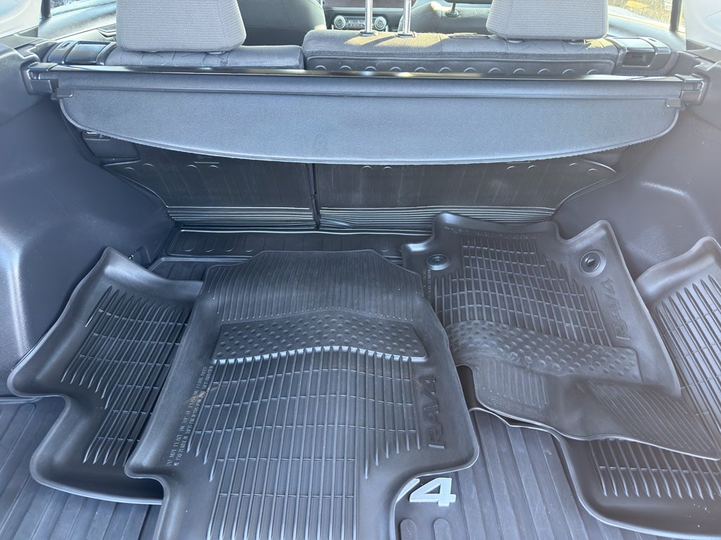 2021 Toyota RAV4 Hybrid XLE AWD (Natl)