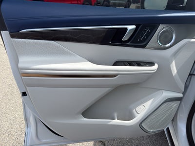 2025 Buick Enclave 4dr Avenir
