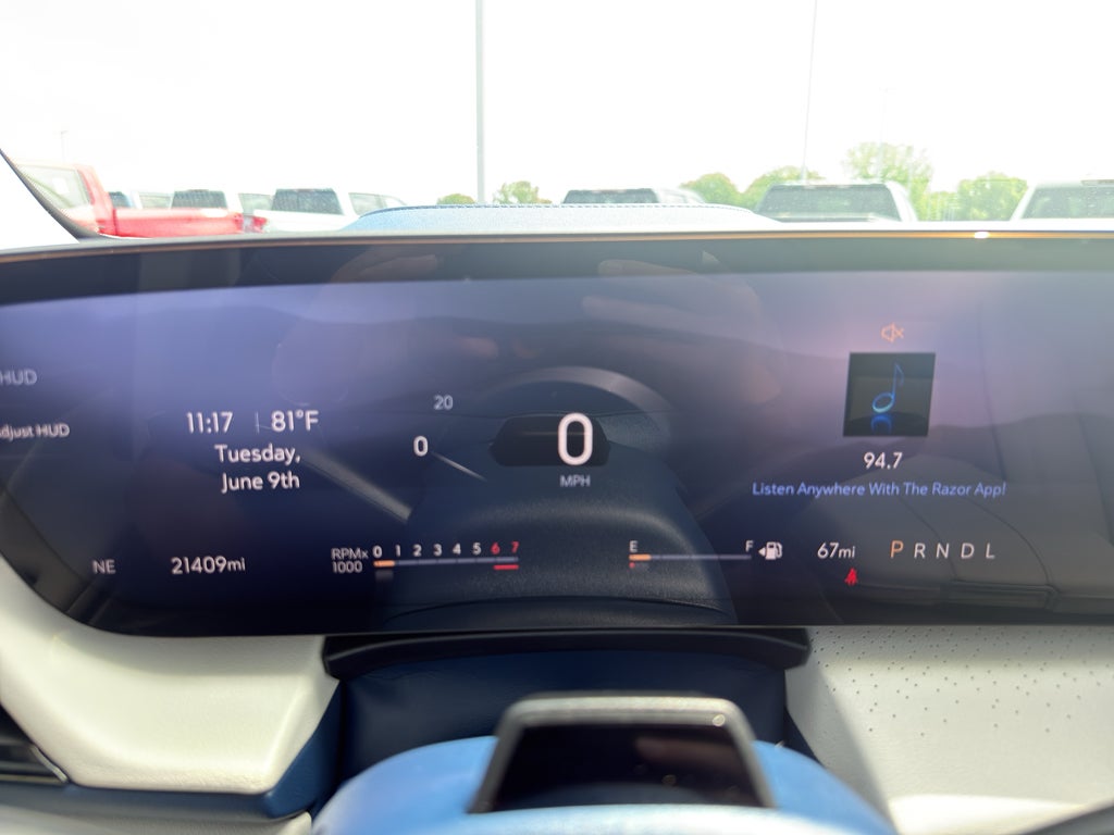 2025 Buick Enclave 4dr Avenir