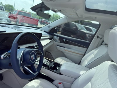 2025 Buick Enclave 4dr Avenir
