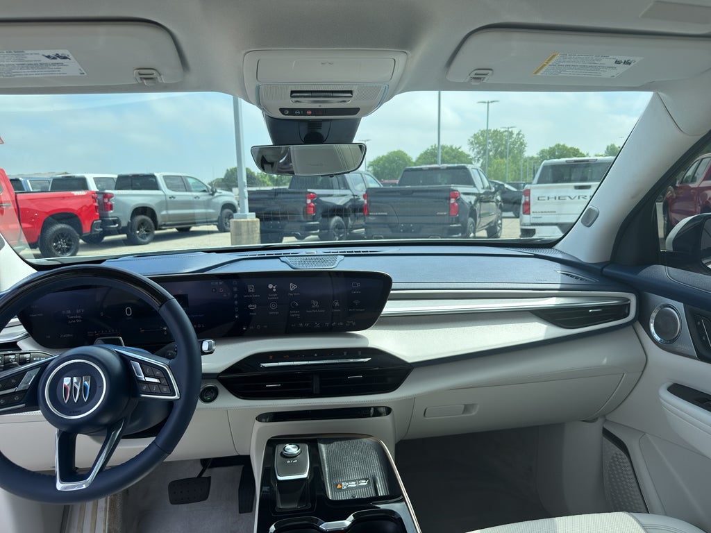 2025 Buick Enclave 4dr Avenir