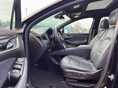 2022 Buick Enclave Essence AWD