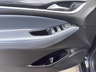 2022 Buick Enclave Essence AWD