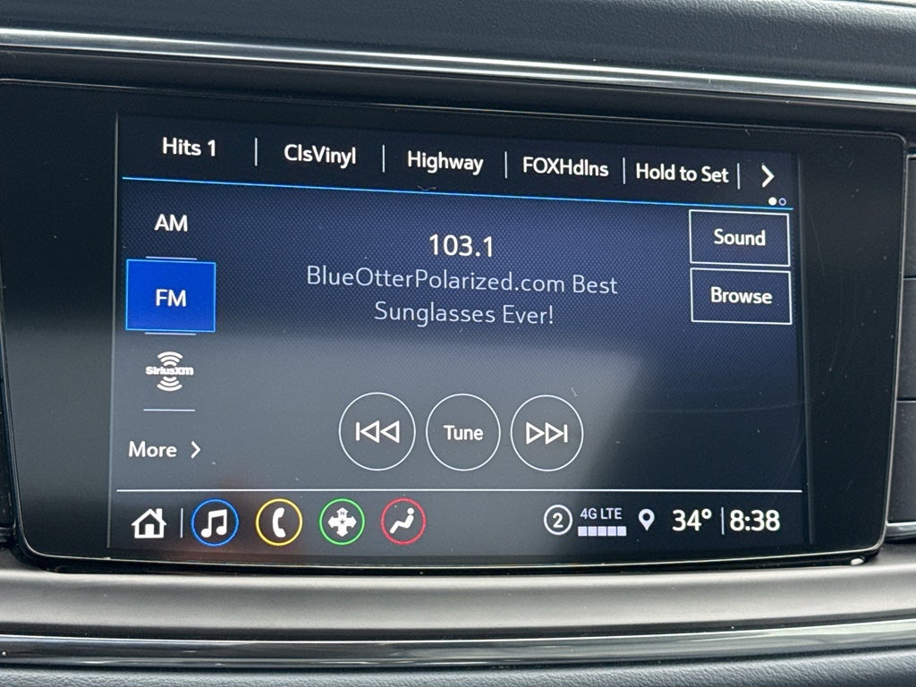 2022 Buick Enclave Essence AWD