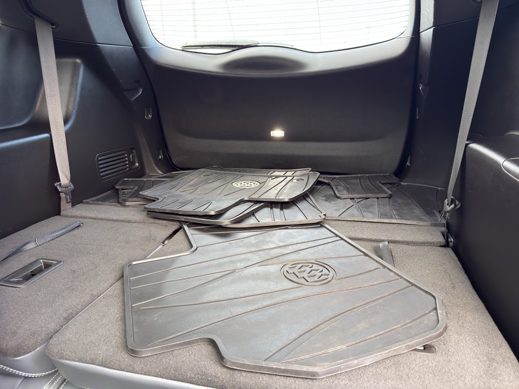 2022 Buick Enclave Essence AWD