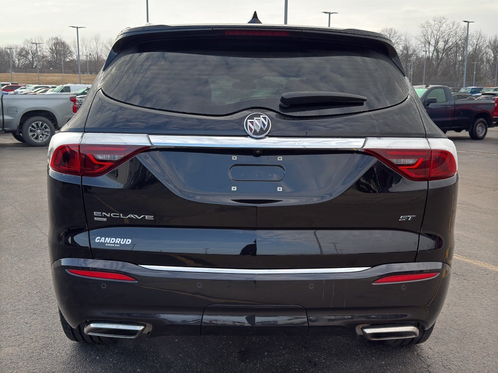 2022 Buick Enclave Essence AWD