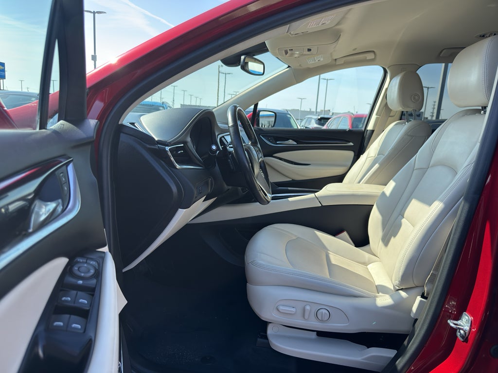 2023 Buick Enclave Essence AWD