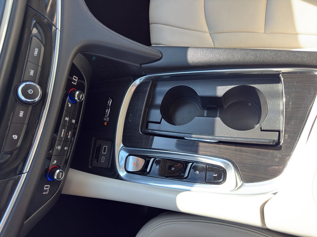 2023 Buick Enclave Essence AWD