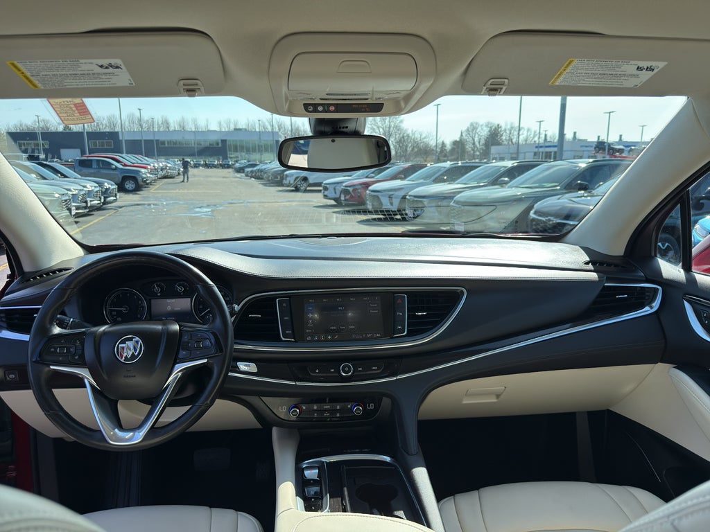 2023 Buick Enclave Essence AWD