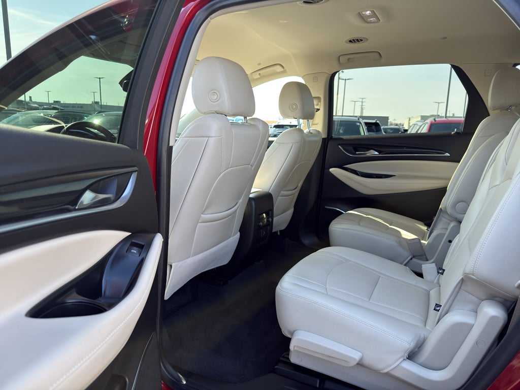 2023 Buick Enclave Essence AWD