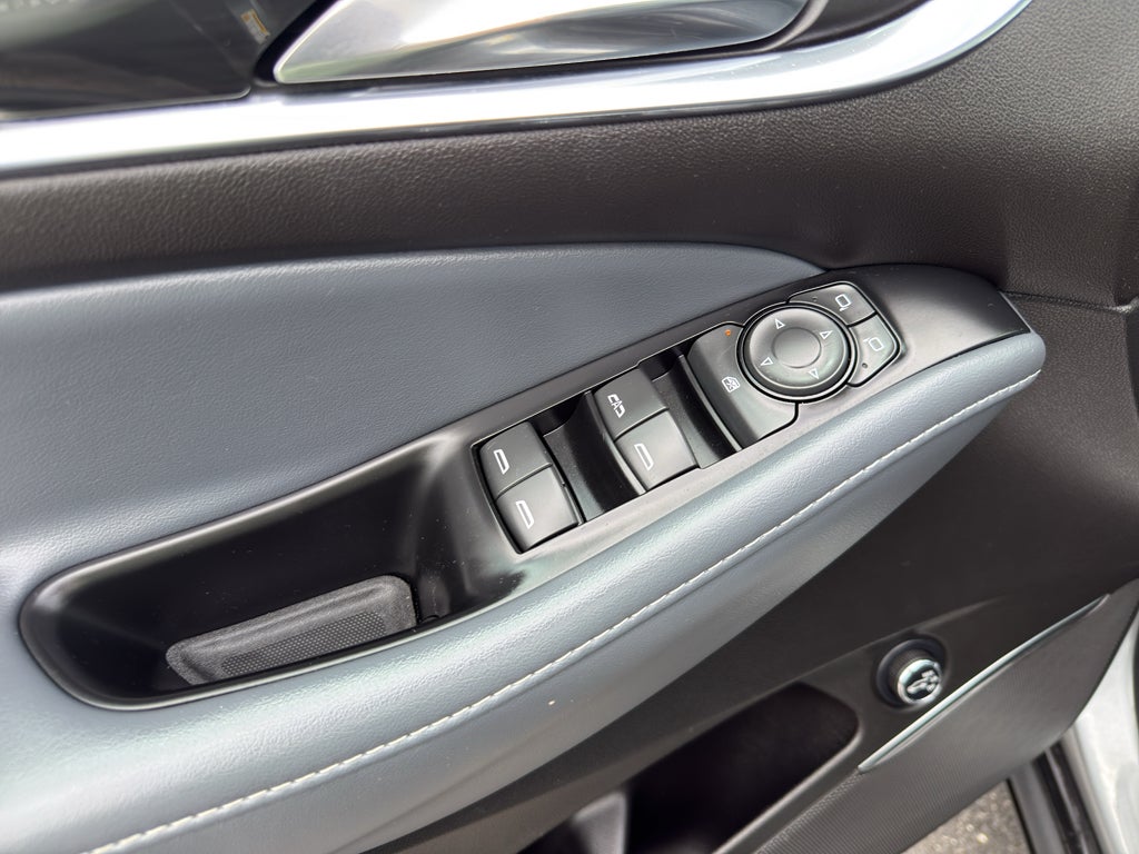 2023 Buick Enclave Essence AWD