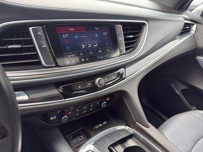 2023 Buick Enclave Essence AWD