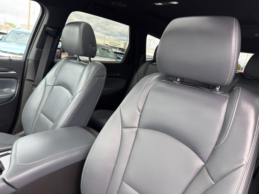 2023 Buick Enclave Essence AWD