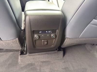 2023 Buick Enclave Essence AWD