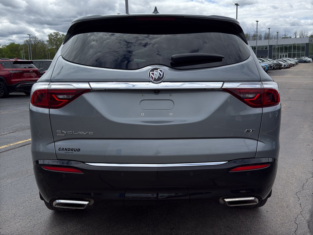 2023 Buick Enclave Essence AWD
