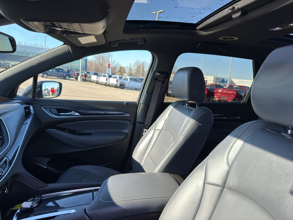 2024 Buick Enclave Essence AWD