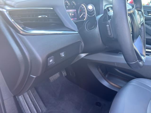2023 Buick Enclave Essence AWD