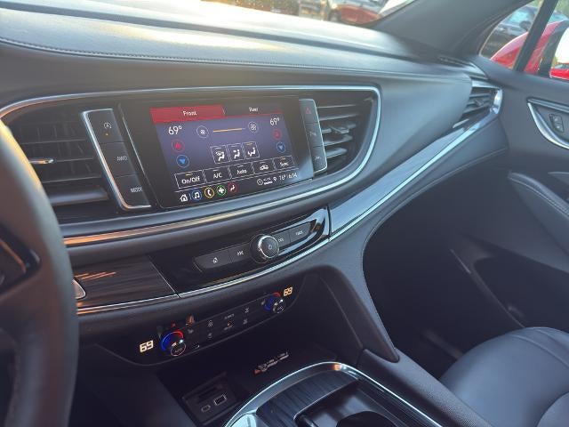 2023 Buick Enclave Essence AWD