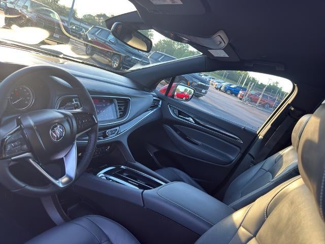 2023 Buick Enclave Essence AWD