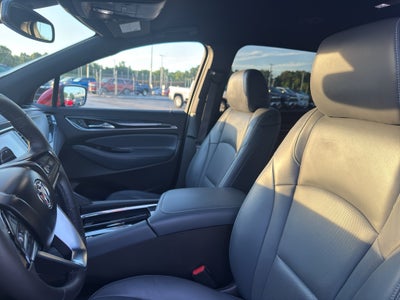 2023 Buick Enclave Essence AWD