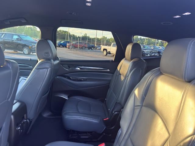 2023 Buick Enclave Essence AWD