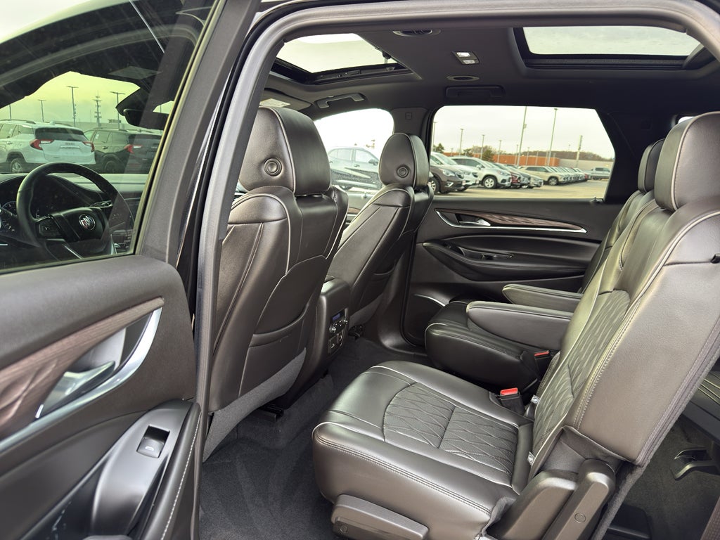 2023 Buick Enclave Avenir AWD