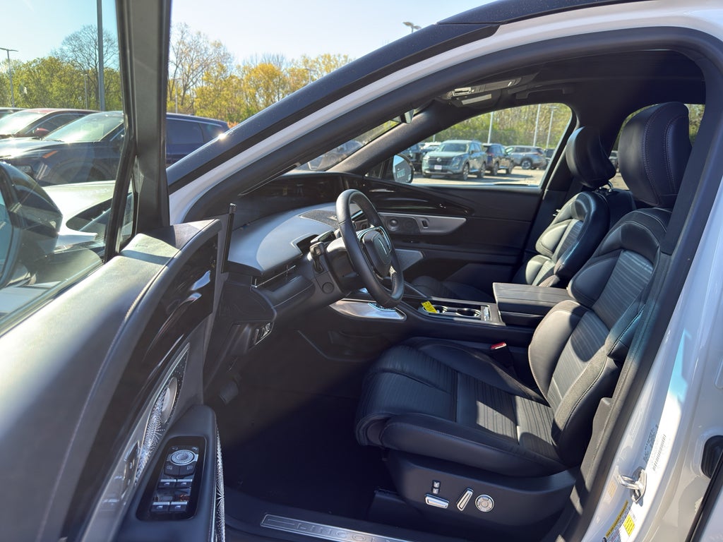 2024 Lincoln Nautilus Reserve AWD