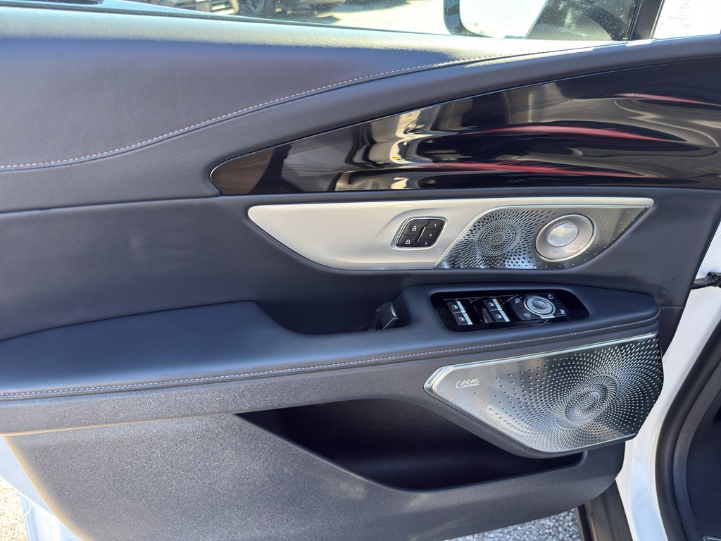 2024 Lincoln Nautilus Reserve AWD