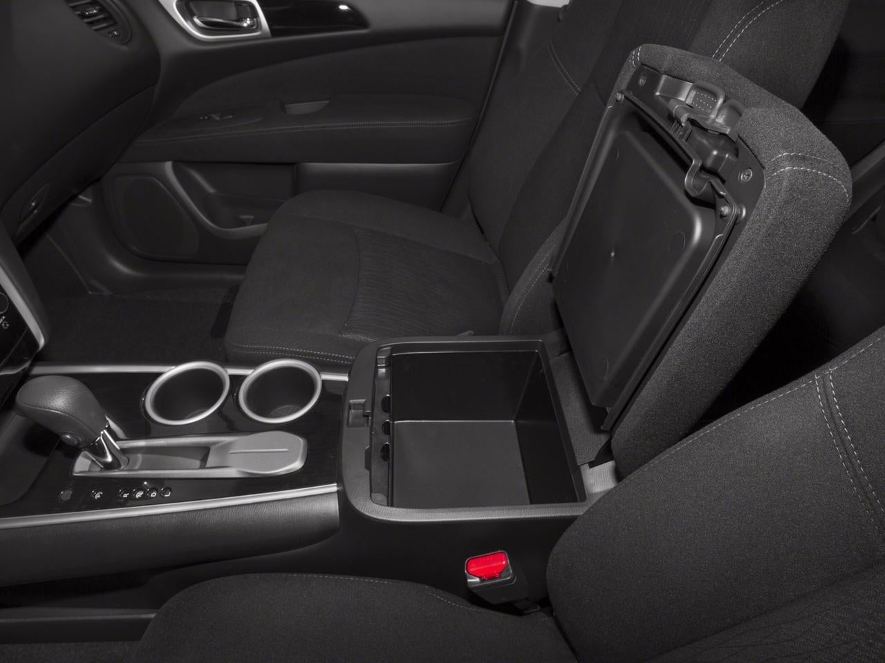 2016 Nissan Pathfinder 4WD 4dr SV
