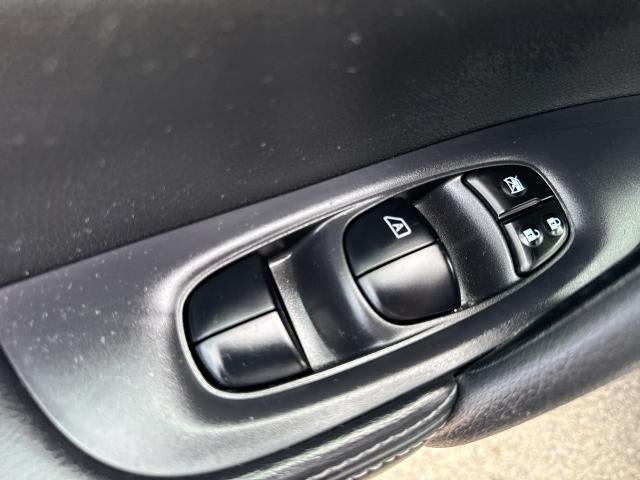 2015 Nissan Rogue AWD 4dr SL