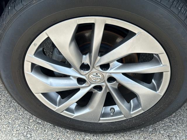 2015 Nissan Rogue AWD 4dr SL