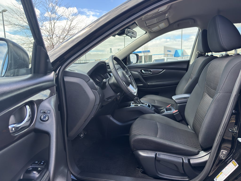 2019 Nissan Rogue AWD S